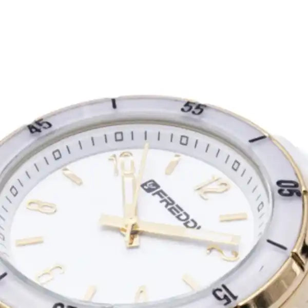 Orologio da polso bianco e oro.